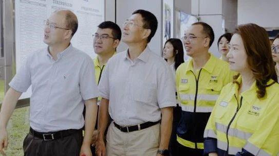 中国有色金属工业协会锂业分会调研组光临tyc86太阳集团锂业射洪基地调研调查